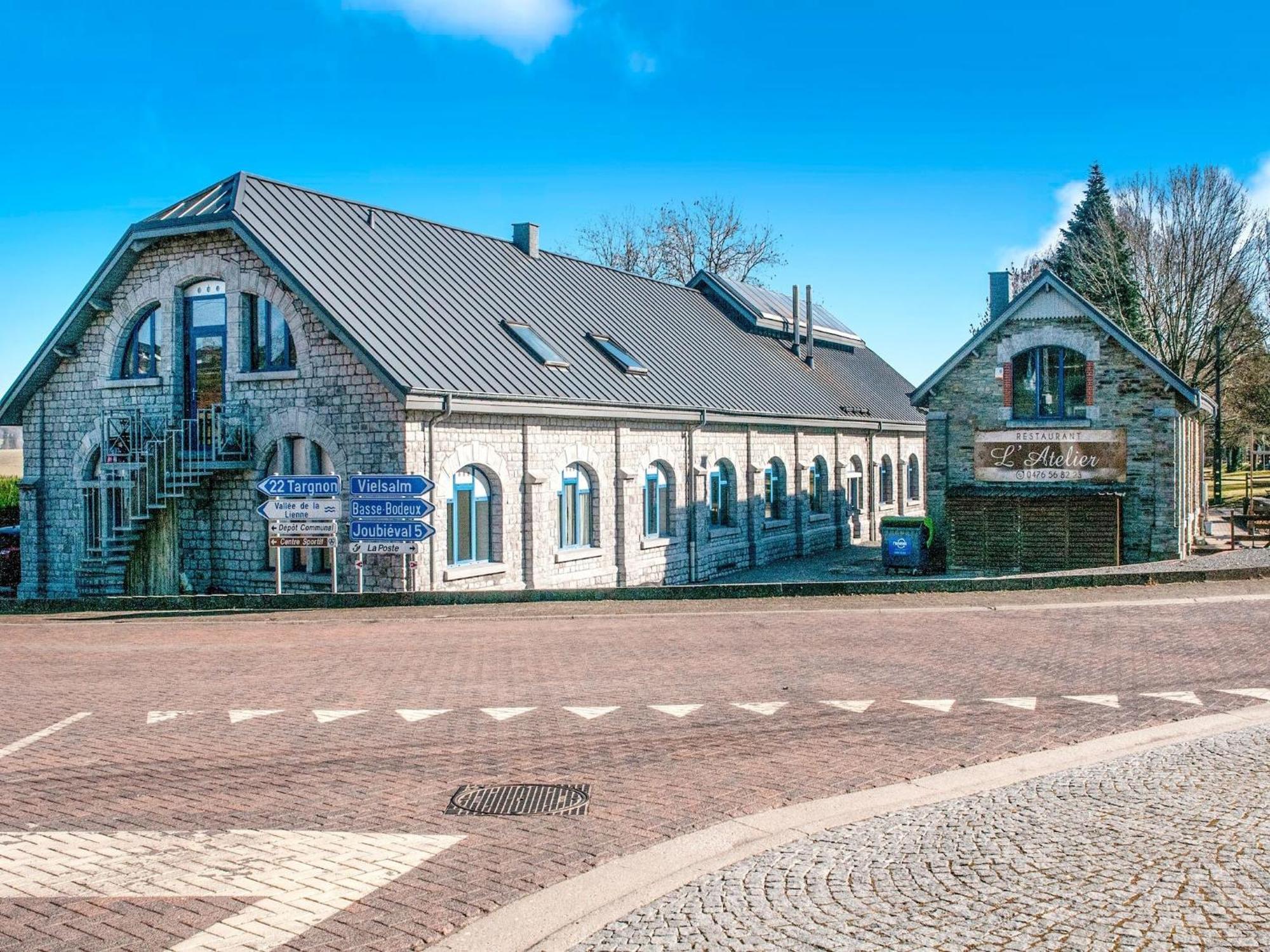 Sophisticated Holiday Home In Lierneux Near Forest المظهر الخارجي الصورة